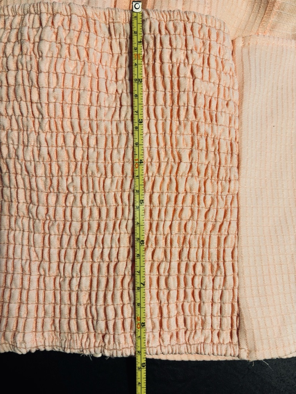 Ruffled Halter Camisole in Peach Size L (measurements in photo) - Picture 8 of 8